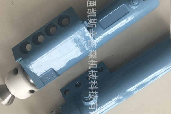 气动除芯锤